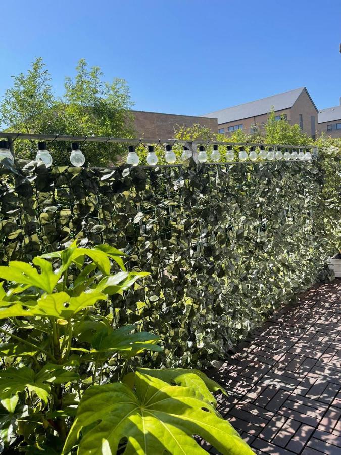 Pass The Keys Lovely 2Bedroom Flat With Balcony Edinburgh Exterior foto