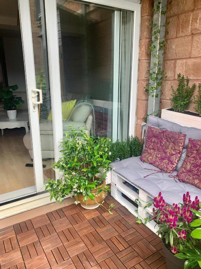 Pass The Keys Lovely 2Bedroom Flat With Balcony Edinburgh Exterior foto